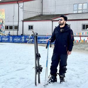 Meet your Posher, Shadab